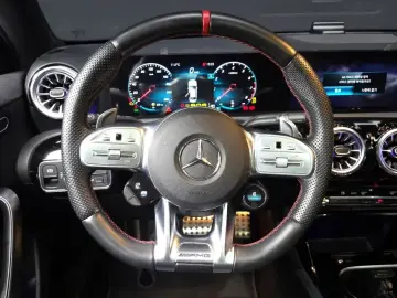 2022 Mercedes-Benz A-Класс с пробегом 45 884 км