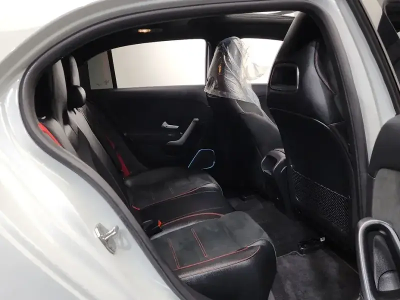 2021 Mercedes-Benz A-Класс с пробегом 71 546 км