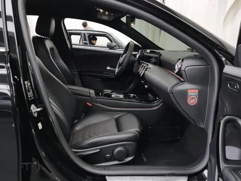 2019 Mercedes-Benz A-Класс с пробегом 140 239 км