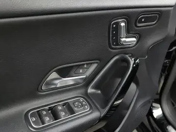 2019 Mercedes-Benz A-Класс с пробегом 140 239 км