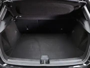 2019 Mercedes-Benz A-Класс с пробегом 140 239 км