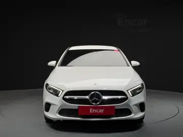 2023 Mercedes-Benz A-Класс с пробегом 28 376 км