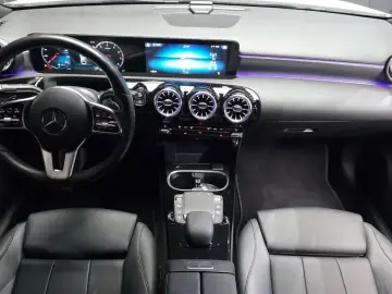 2023 Mercedes-Benz A-Класс с пробегом 28 376 км
