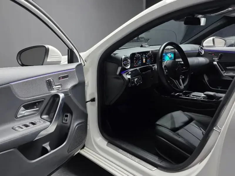 2023 Mercedes-Benz A-Класс с пробегом 28 376 км