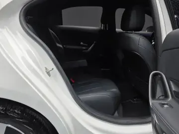 2023 Mercedes-Benz A-Класс с пробегом 28 376 км