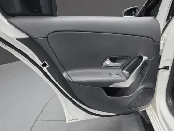 2023 Mercedes-Benz A-Класс с пробегом 28 376 км