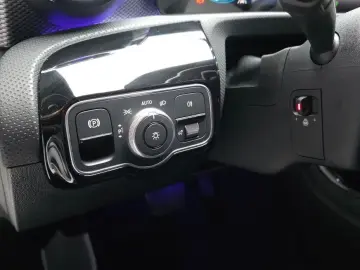 2023 Mercedes-Benz A-Класс с пробегом 28 376 км