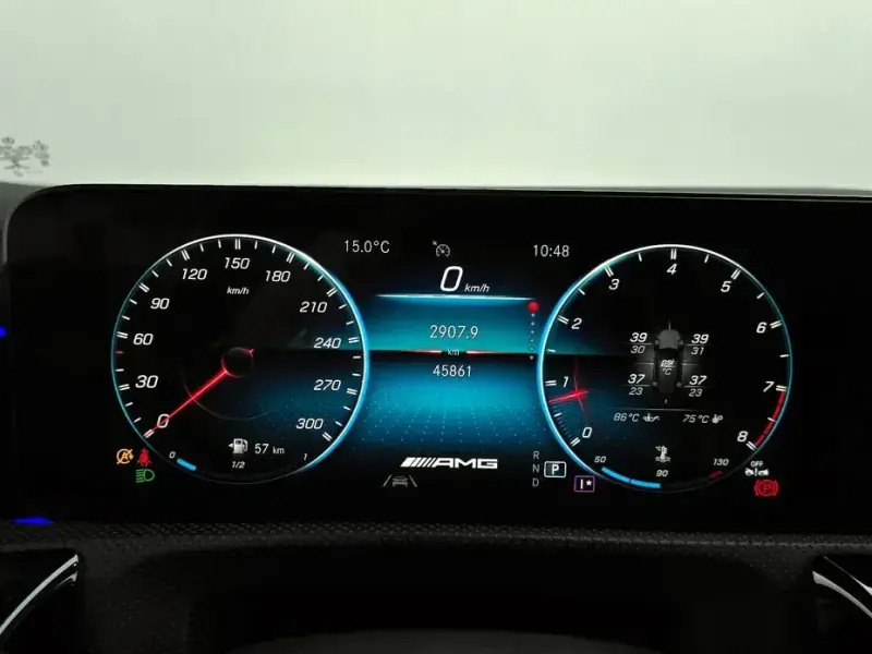 2023 Mercedes-Benz A-Класс с пробегом 45 861 км