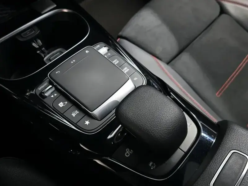 2023 Mercedes-Benz A-Класс с пробегом 45 861 км