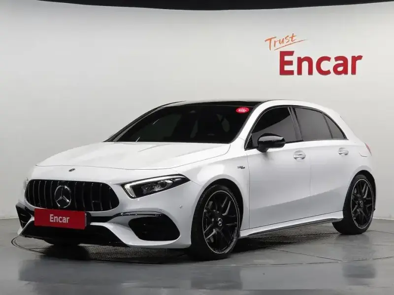 2023 Mercedes-Benz A-Класс с пробегом 25 743 км