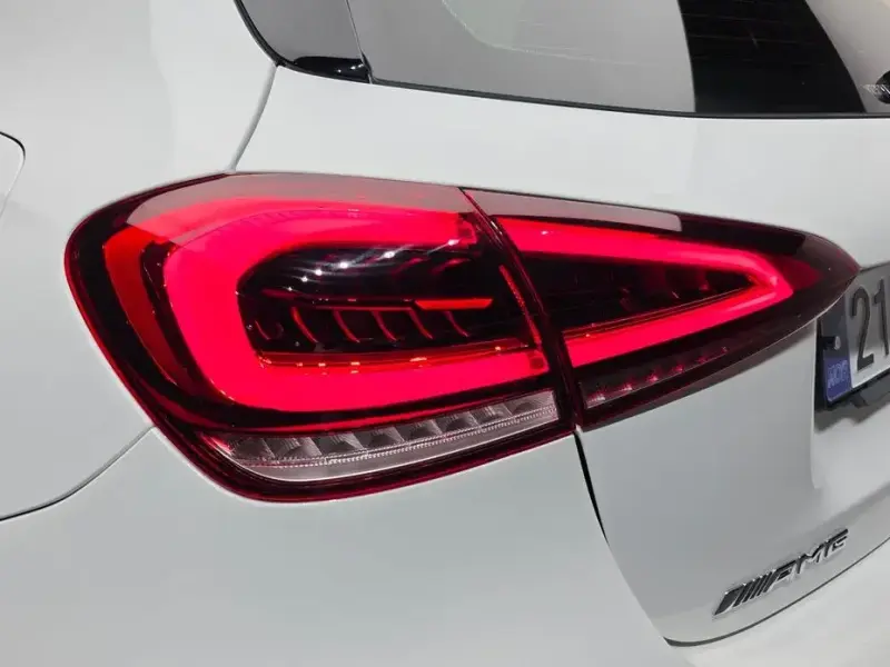 2023 Mercedes-Benz A-Класс с пробегом 25 743 км