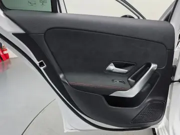 2023 Mercedes-Benz A-Класс с пробегом 25 743 км