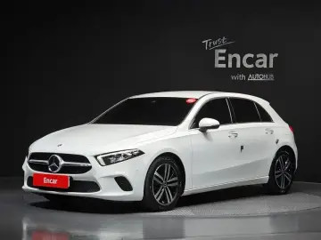 2023 Mercedes-Benz A-Класс с пробегом 17 027 км