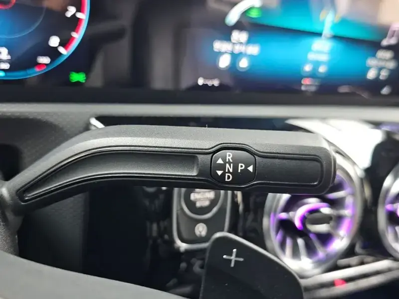 2023 Mercedes-Benz A-Класс с пробегом 17 027 км