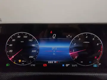 2025 Mercedes-Benz A-Класс с пробегом 31 км