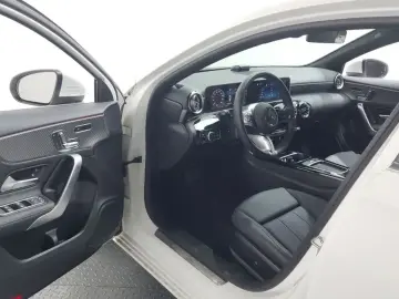 2025 Mercedes-Benz A-Класс с пробегом 31 км