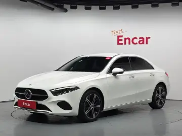 2024 Mercedes-Benz A-Класс с пробегом 10 015 км