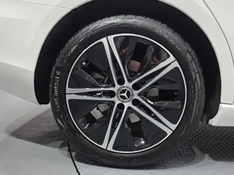 2024 Mercedes-Benz A-Класс с пробегом 10 015 км