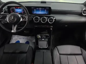 2024 Mercedes-Benz A-Класс с пробегом 10 015 км