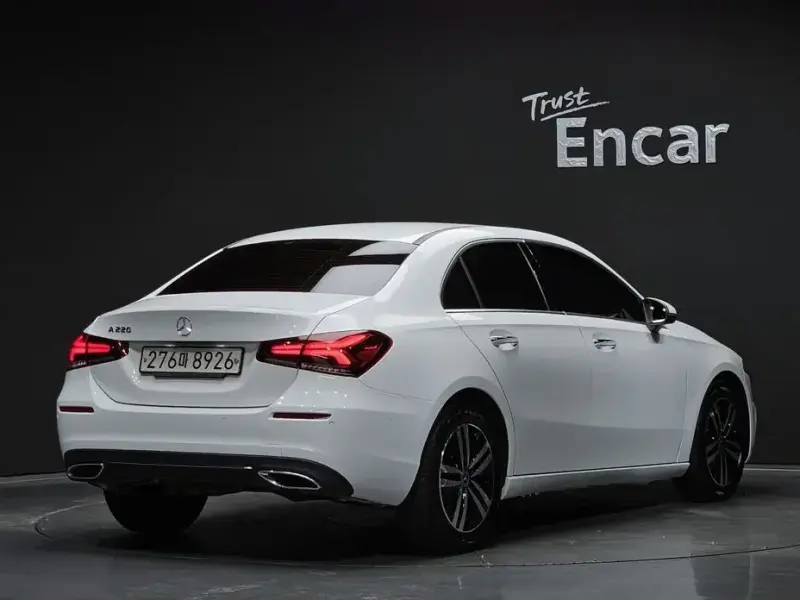 2022 Mercedes-Benz A-Класс с пробегом 23 485 км