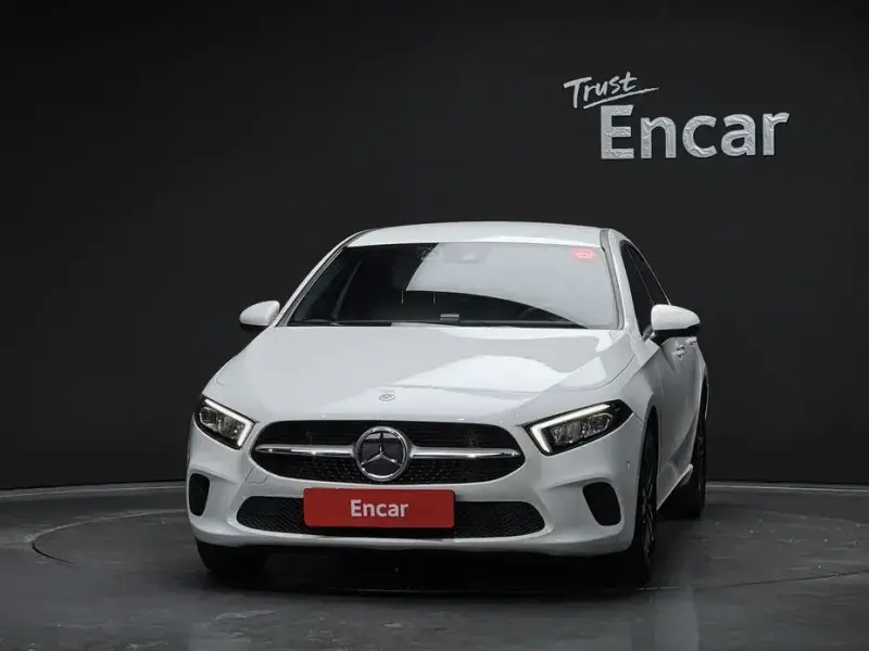 2022 Mercedes-Benz A-Класс с пробегом 23 485 км