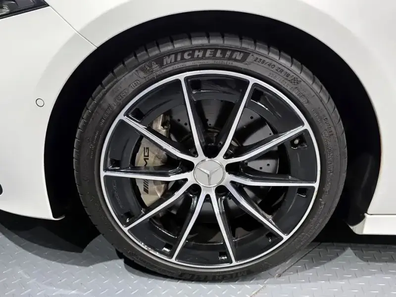 2024 Mercedes-Benz A-Класс с пробегом 10 697 км