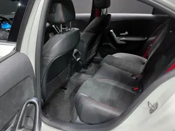 2024 Mercedes-Benz A-Класс с пробегом 10 697 км