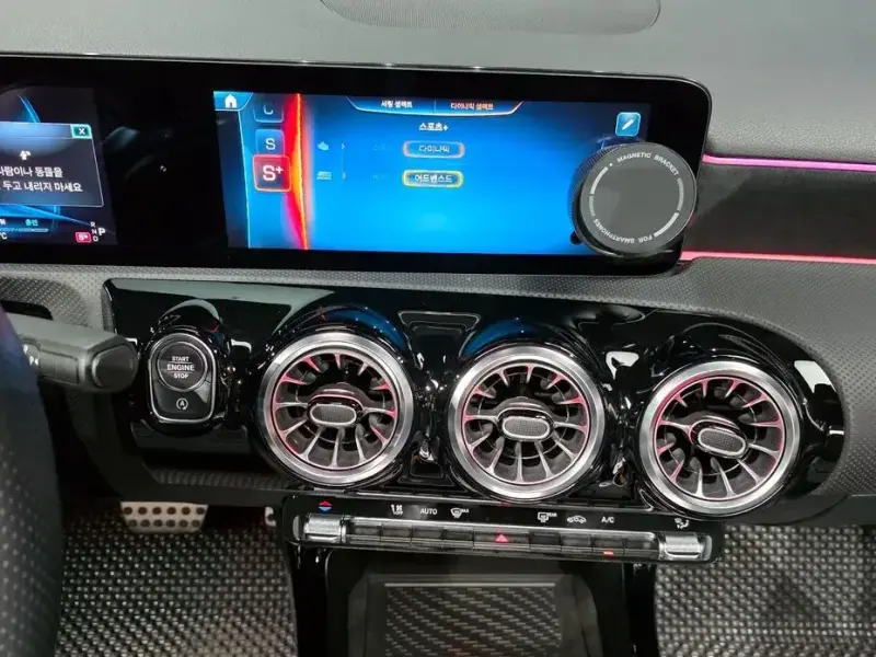 2024 Mercedes-Benz A-Класс с пробегом 10 697 км