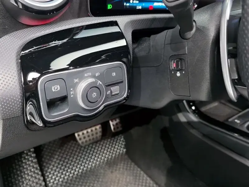 2024 Mercedes-Benz A-Класс с пробегом 10 697 км