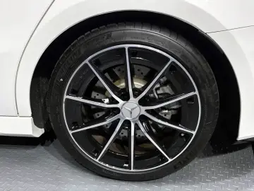 2024 Mercedes-Benz A-Класс с пробегом 10 697 км