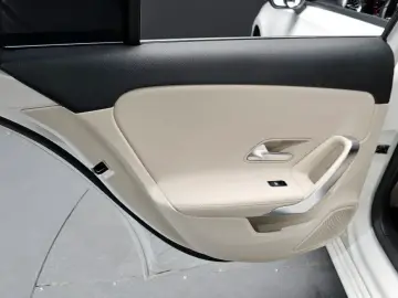 2022 Mercedes-Benz A-Класс с пробегом 23 485 км
