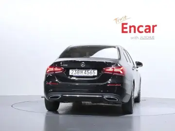 2023 Mercedes-Benz A-Класс с пробегом 56 645 км