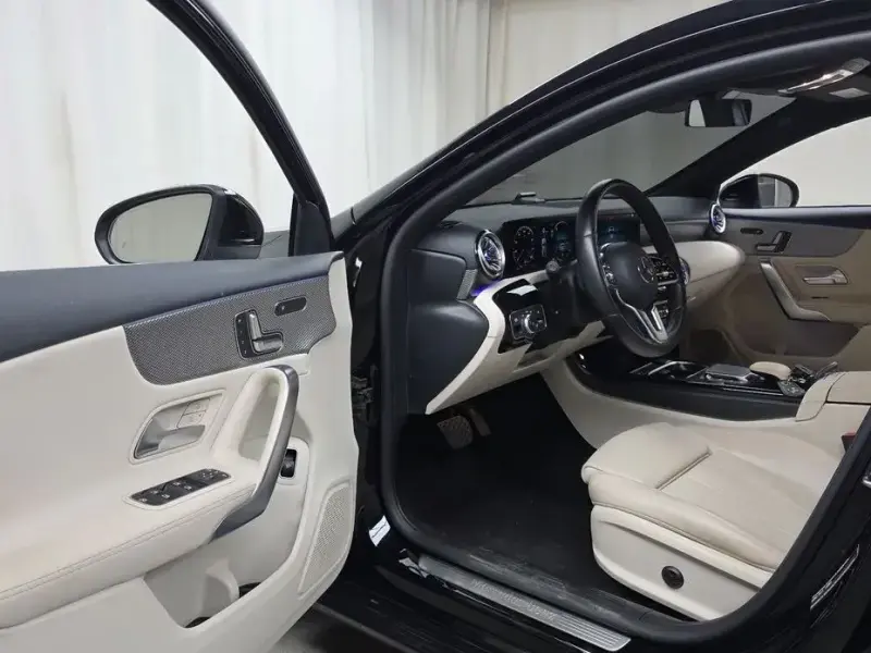 2023 Mercedes-Benz A-Класс с пробегом 56 645 км