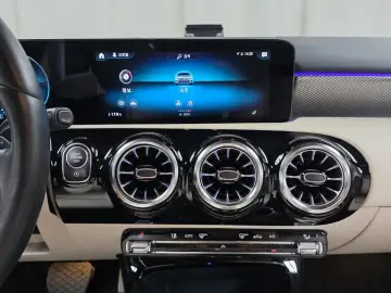 2023 Mercedes-Benz A-Класс с пробегом 56 645 км