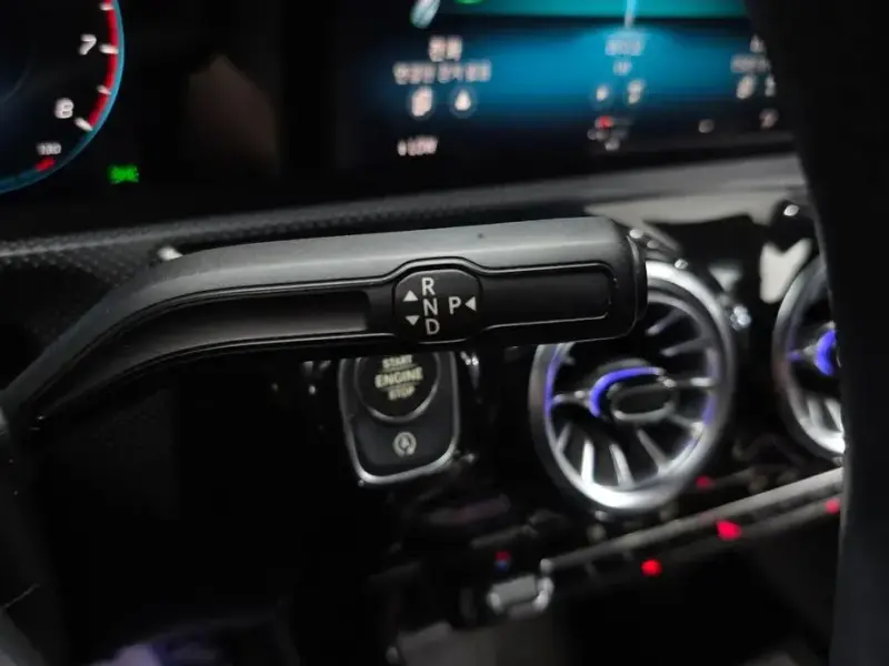 2022 Mercedes-Benz A-Класс с пробегом 67 739 км