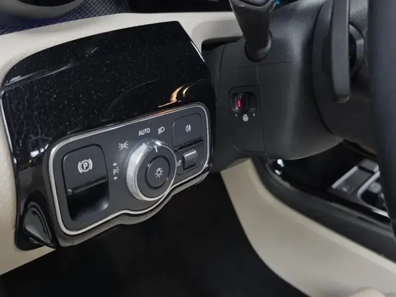 2023 Mercedes-Benz A-Класс с пробегом 56 645 км