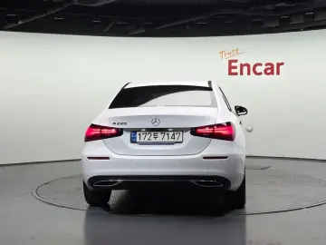 2024 Mercedes-Benz A-Класс с пробегом 14 169 км