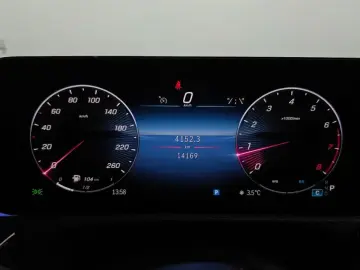 2024 Mercedes-Benz A-Класс с пробегом 14 169 км