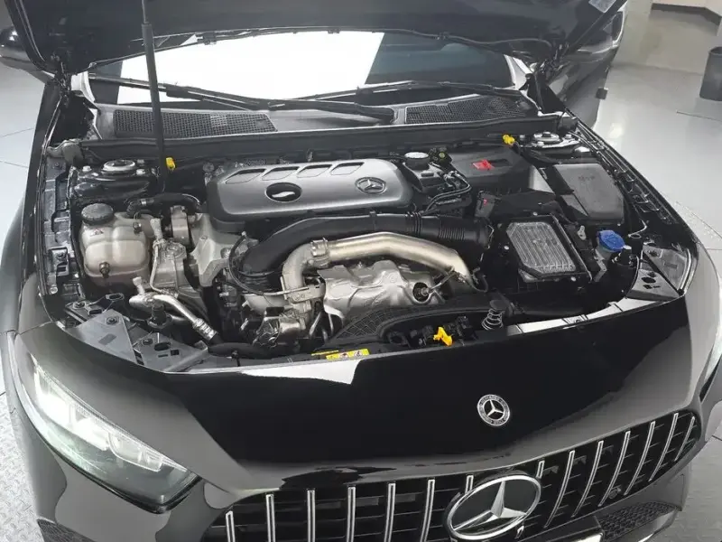 2025 Mercedes-Benz A-Класс с пробегом 14 813 км