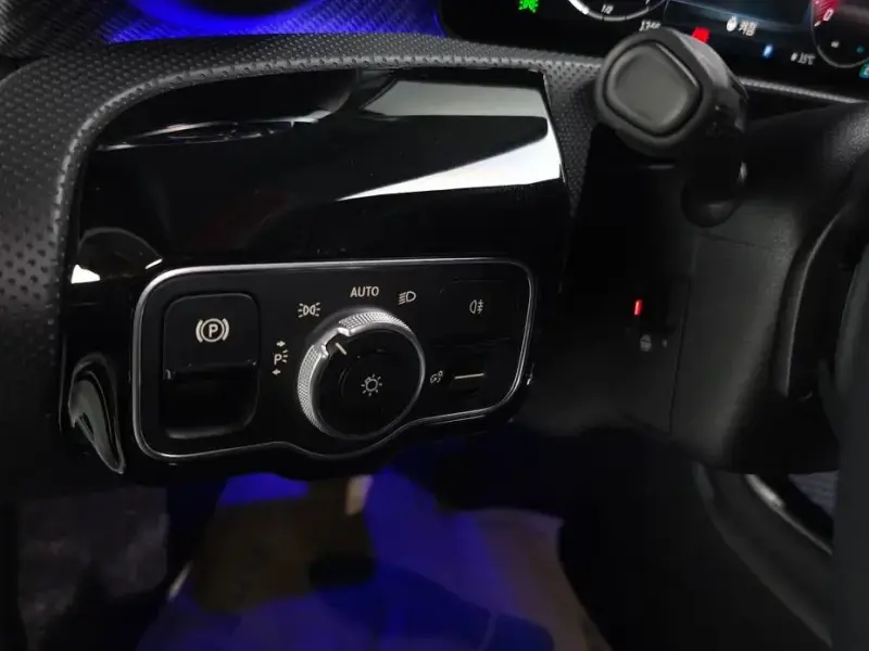 2024 Mercedes-Benz A-Класс с пробегом 14 169 км