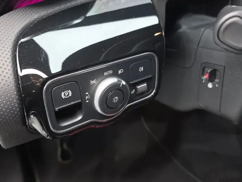 2025 Mercedes-Benz A-Класс с пробегом 14 813 км