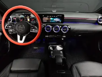 2022 Mercedes-Benz A-Класс с пробегом 13 023 км