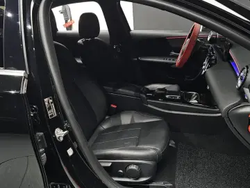 2022 Mercedes-Benz A-Класс с пробегом 13 023 км