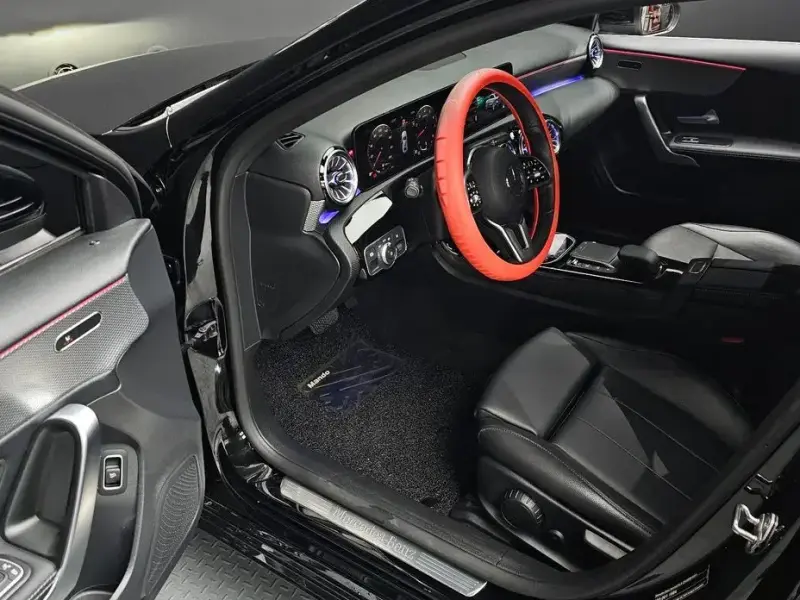 2022 Mercedes-Benz A-Класс с пробегом 13 023 км