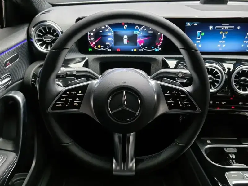 2025 Mercedes-Benz A-Класс с пробегом 14 км