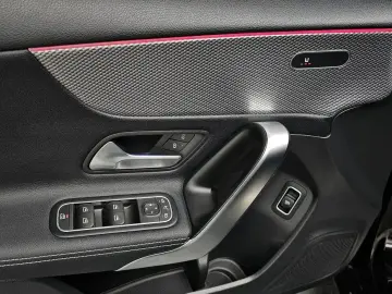 2022 Mercedes-Benz A-Класс с пробегом 13 023 км