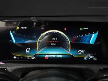 2023 Mercedes-Benz A-Класс с пробегом 21 161 км