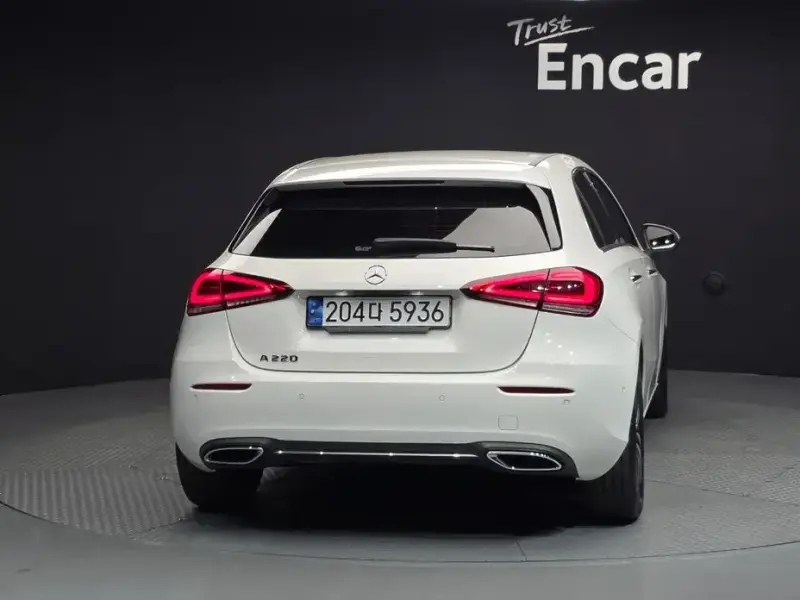 2022 Mercedes-Benz A-Класс с пробегом 49 396 км