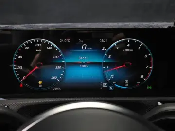 2022 Mercedes-Benz A-Класс с пробегом 49 396 км