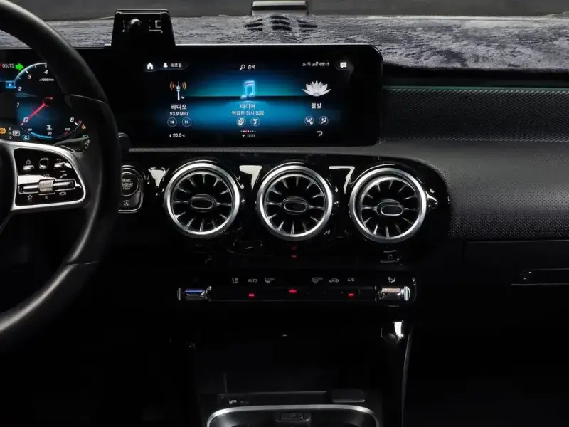 2022 Mercedes-Benz A-Класс с пробегом 49 396 км
